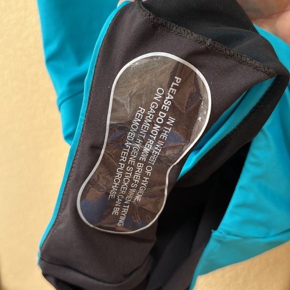 City Chic Size  16 / 18W (Medium) Plus Size Aqua One Piece Swimsuit NWT Swim - Picture 4 of 5